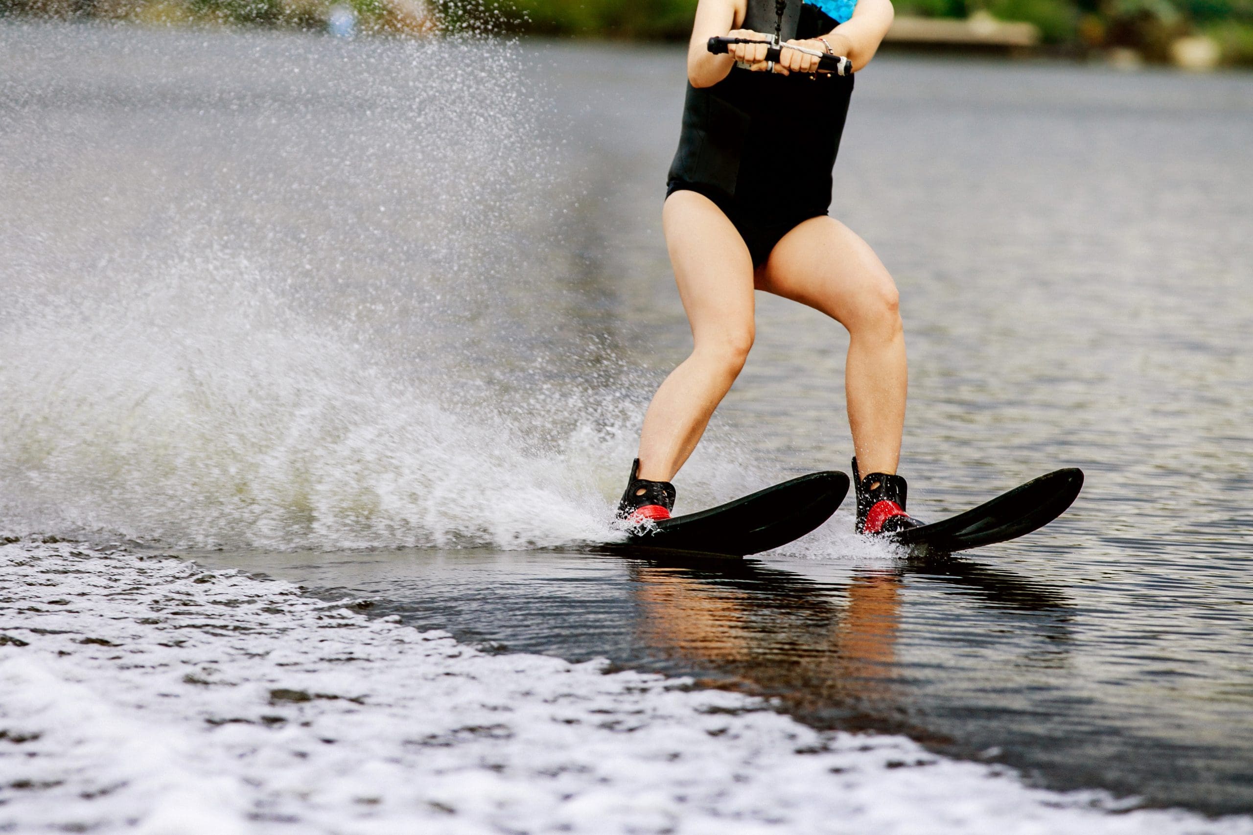 práctica de water ski en La Isla Mérida